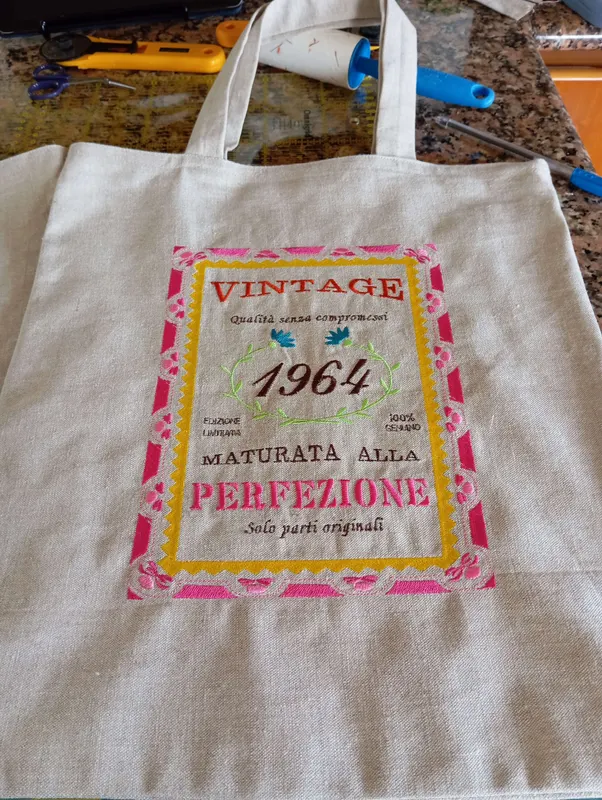 Shopper in cotone con ricamo stile vintage